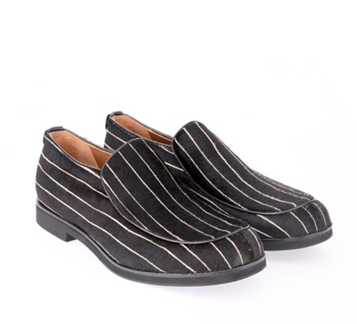 Giorgio Armani 女裝條紋馬毛樂福鞋